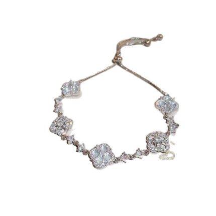 Glittering diamonds four leaf clover bracelet